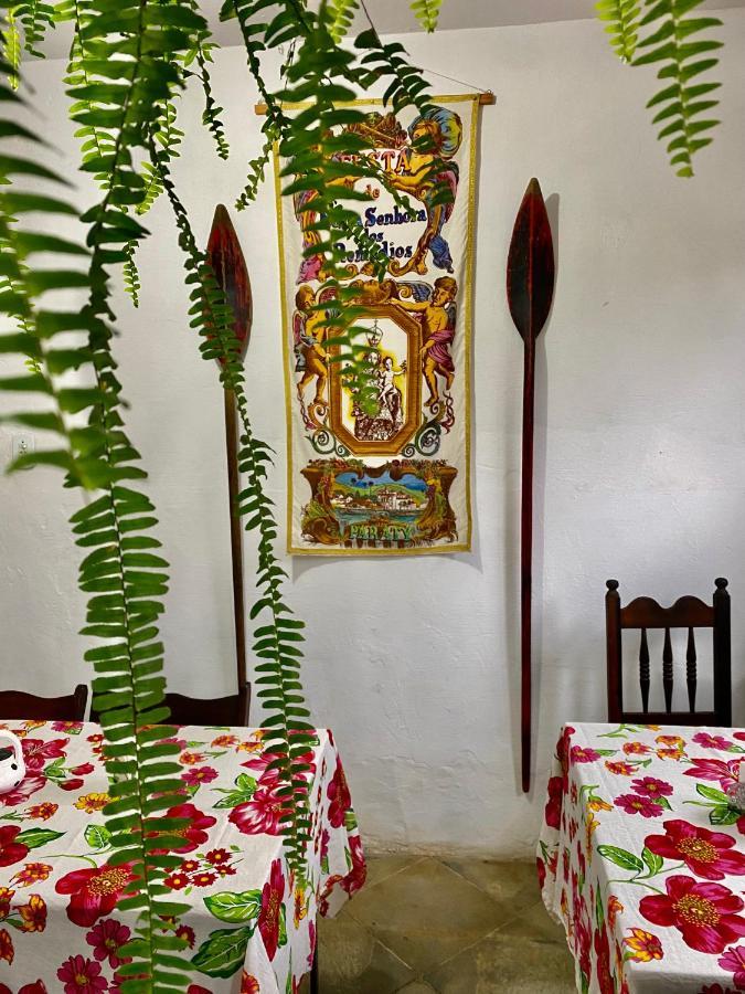 Hostel Dona Generoza Парати Екстериор снимка