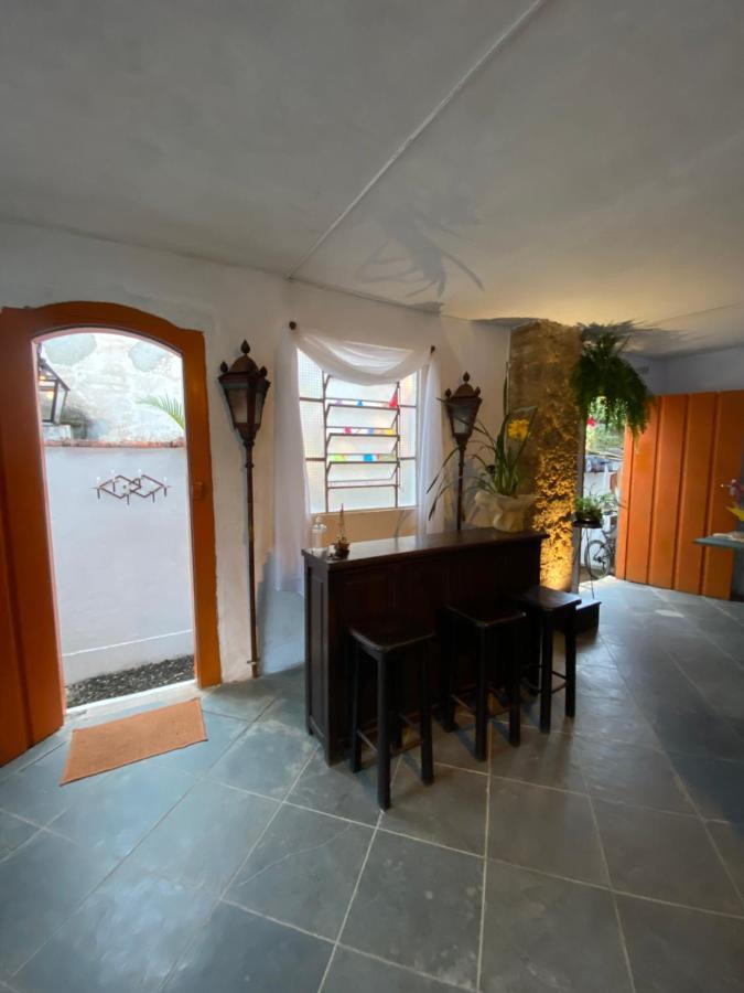 Hostel Dona Generoza Парати Екстериор снимка